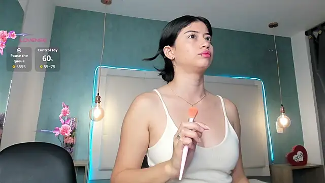 mia gomez7 online show from 05/15/26, 01:31