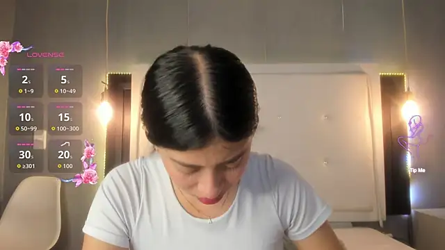 mia gomez7 online show from 05/18/26, 08:02