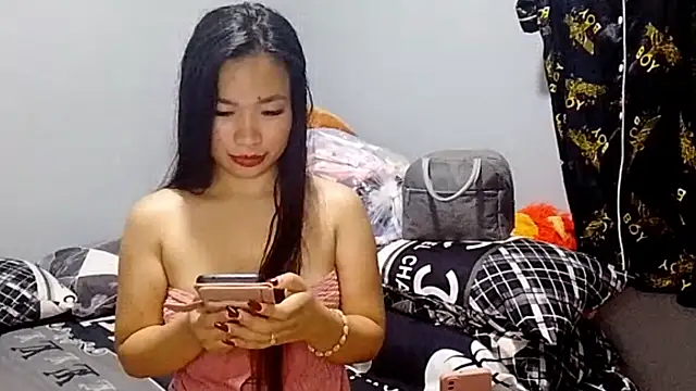 Snapshot of jinxxxsexy chatting on 05/17/26, 02:39 jinxxxsexy online show from 05/17/26, 02:39