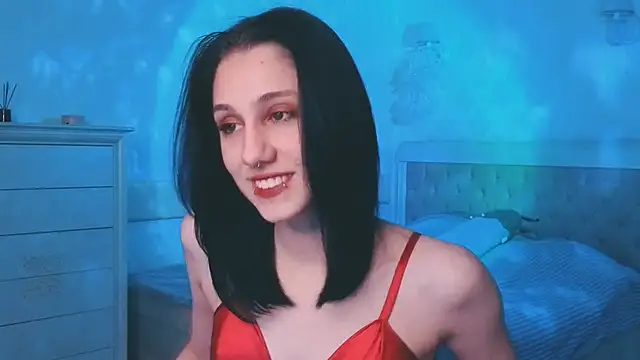 MilaVey online show from 04/15/26, 04:55