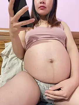 Snapshot of _Love-Anna_ chatting on 04/07/26, 08:21 Love-Anna online show from 04/07/26, 08:21