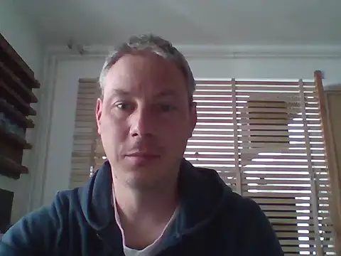 Userandmmm online show from 04/13/26, 07:01