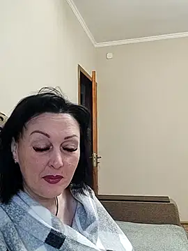 HelgaDennis online show from 06/03/26, 03:51