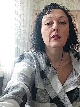 HelgaDennis online show from 03/29/26, 05:53