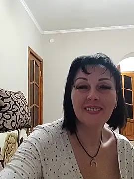 HelgaDennis online show from 04/22/26, 07:09