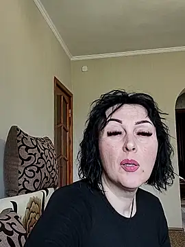 HelgaDennis online show from 04/16/26, 09:54