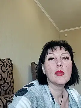 HelgaDennis online show from 04/05/26, 02:57