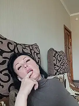 HelgaDennis online show from 03/24/26, 08:47