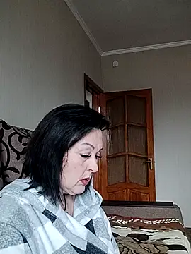 HelgaDennis online show from 03/22/26, 07:10