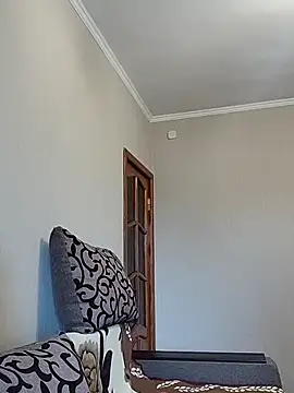 HelgaDennis online show from 04/06/26, 04:46