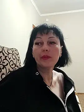 HelgaDennis online show from 04/05/26, 01:56