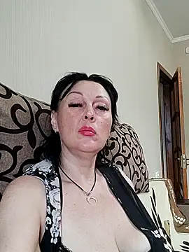 HelgaDennis online show from 06/30/26, 04:40