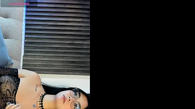  emily gilll  online show from 03/27/26, 08:10