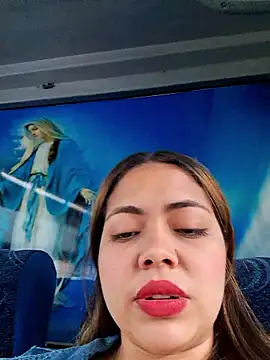 Yelii  online show from 05/02/26, 04:12