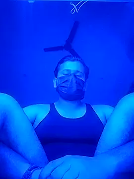 Snapshot of Small_dick_069 chatting on 03/20/26, 09:38 Small dick 069 online show from 03/20/26, 09:38