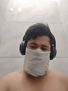 Small dick 069 online show from 05/31/26, 04:29