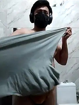 Small dick 069 online show from 04/21/26, 07:20