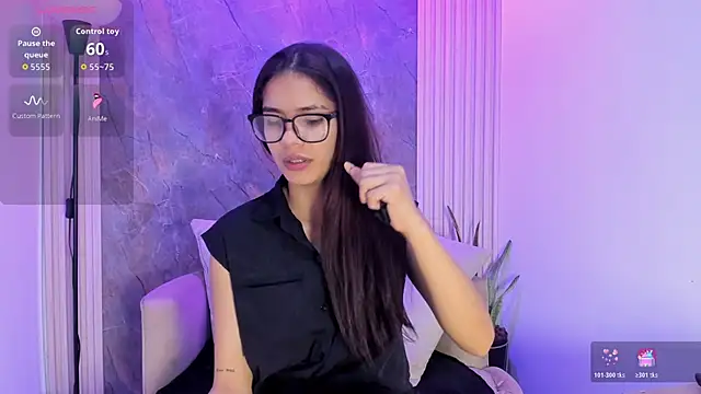 alina sauvage online show from 05/18/26, 03:06