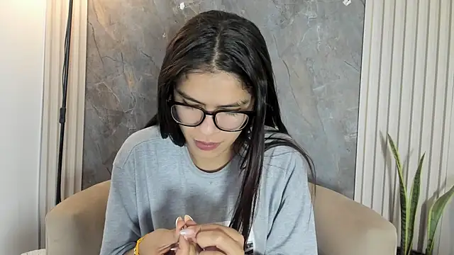 alina sauvage online show from 07/04/26, 11:38