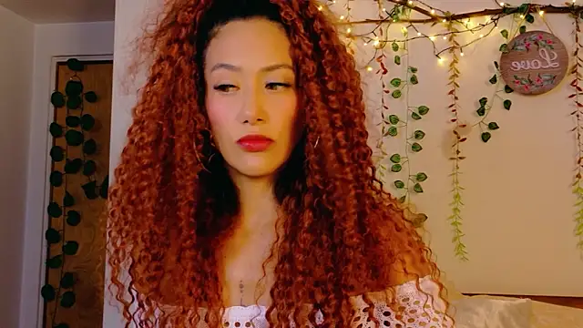 Ajua  Uva online show from 04/01/26, 11:34