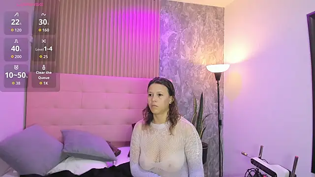 luna lat online show from 05/09/26, 11:24