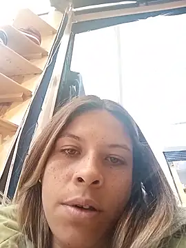 alanna6950 online show from 05/17/26, 04:18