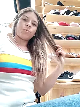 alanna6950 online show from 03/26/26, 04:49