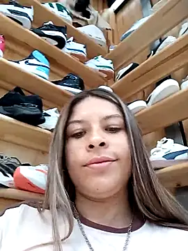 alanna6950 online show from 05/01/26, 04:34