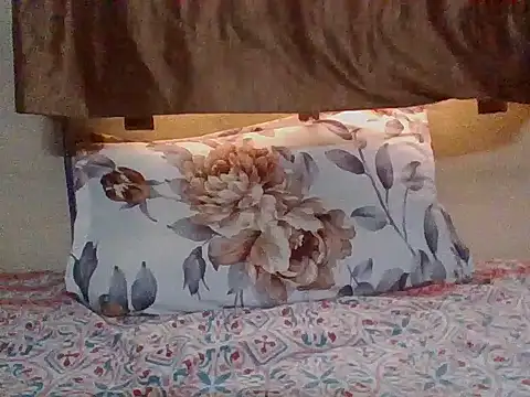 Snapshot of bulls_eye35 chatting on 04/14/26, 09:58 bulls eye35 online show from 04/14/26, 09:58