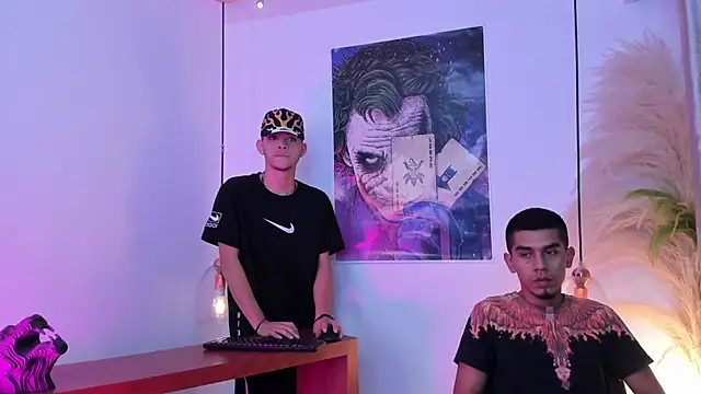 your d0ll1 online show from 05/04/26, 12:41
