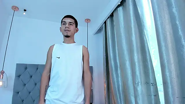 Snapshot of your_d0ll1 chatting on 03/30/26, 01:34 your d0ll1 online show from 03/30/26, 01:34