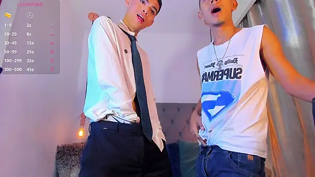 Snapshot of your_d0ll1 chatting on 03/20/26, 05:08 your d0ll1 online show from 03/20/26, 05:08