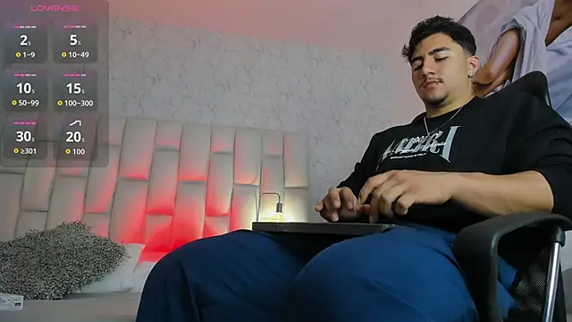 Zane cruz online show from 04/12/26, 12:41