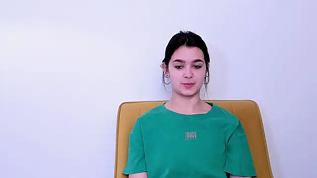 LuciKardos online show from 03/21/26, 08:04