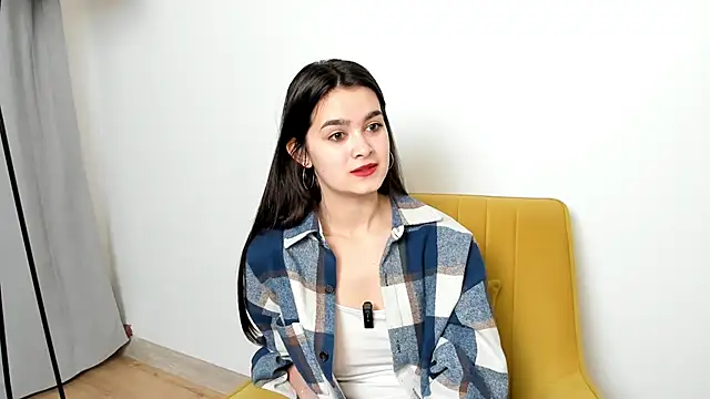 LuciKardos online show from 03/22/26, 09:11