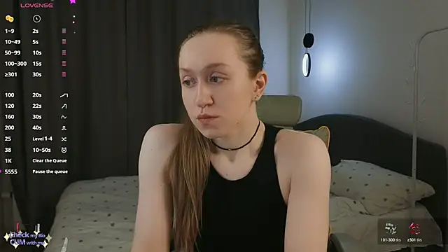 mowalova online show from 05/03/26, 09:40