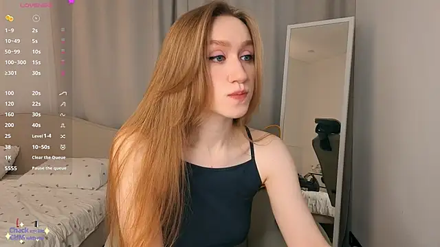 mowalova online show from 05/25/26, 06:34