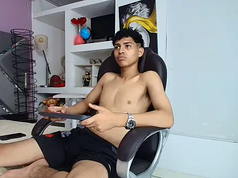 Nico Viper  online show from 04/07/26, 07:37