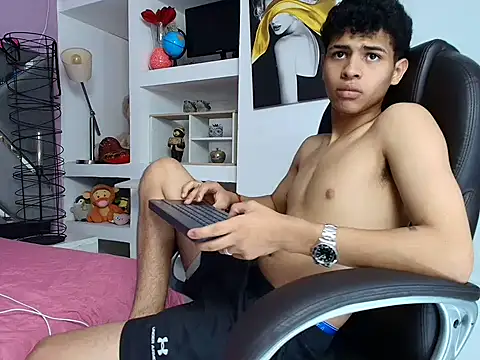 Nico Viper  online show from 04/03/26, 08:04