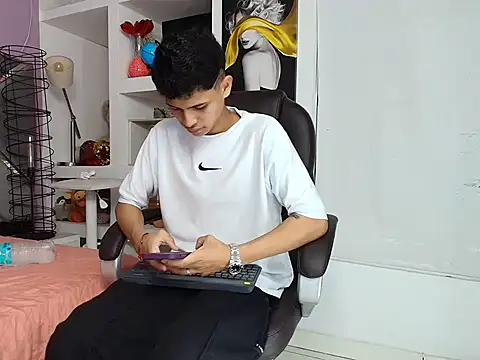 Nico Viper  online show from 04/09/26, 07:31