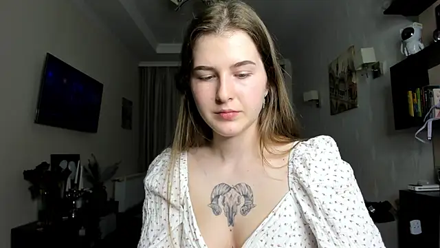 OhMyAlice online show from 04/15/26, 09:48