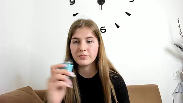 OhMyAlice online show from 03/28/26, 09:16