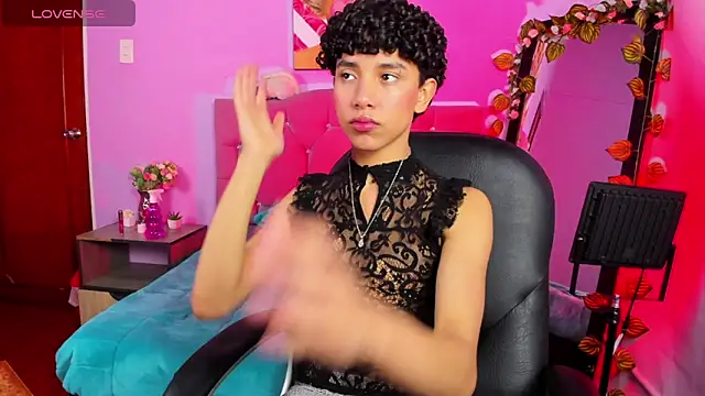 Snapshot of artemis_jones chatting on 03/25/26, 08:41 artemis jones online show from 03/25/26, 08:41