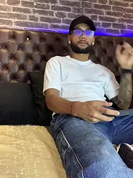 KyleJoss30 online show from 03/24/26, 09:15