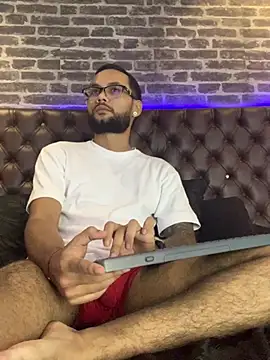 KyleJoss30 online show from 04/13/26, 09:30