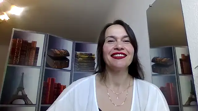Selena Moo online show from 04/26/26, 10:01