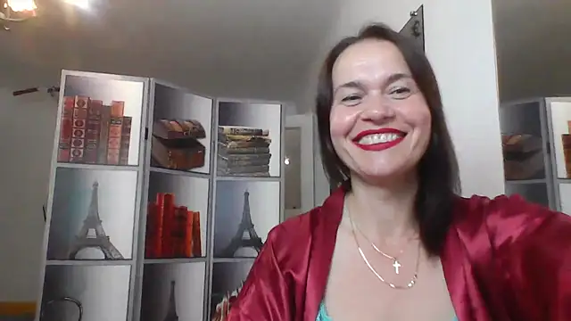 Snapshot of Selena_Moo chatting on 07/05/26, 10:33 Selena Moo online show from 07/05/26, 10:33