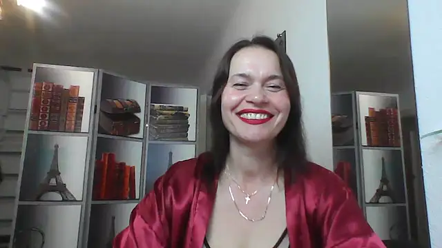Snapshot of Selena_Moo chatting on 07/01/26, 08:25 Selena Moo online show from 07/01/26, 08:25