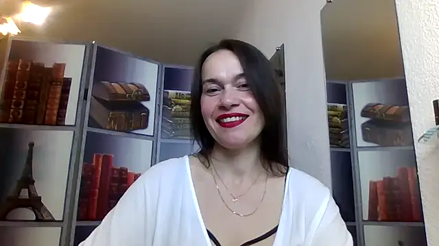 Selena Moo online show from 04/27/26, 08:12