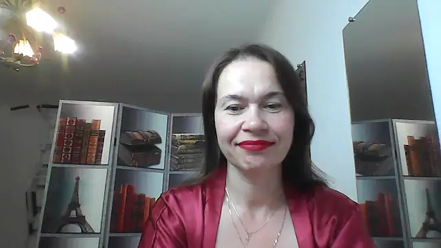 Snapshot of Selena_Moo chatting on 07/15/26, 10:55 Selena Moo online show from 07/15/26, 10:55